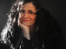 Allround Powerfrau  Lucy di Luna