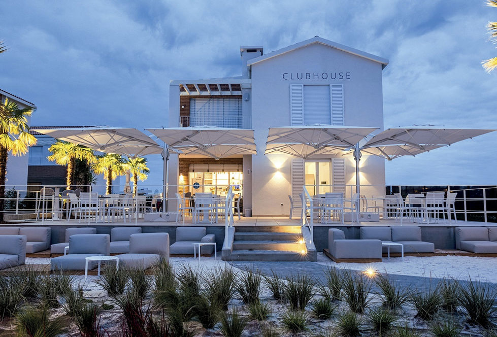 QUATTRO-STARWHITE-CAORLE-CLUBHOUSE.jpg