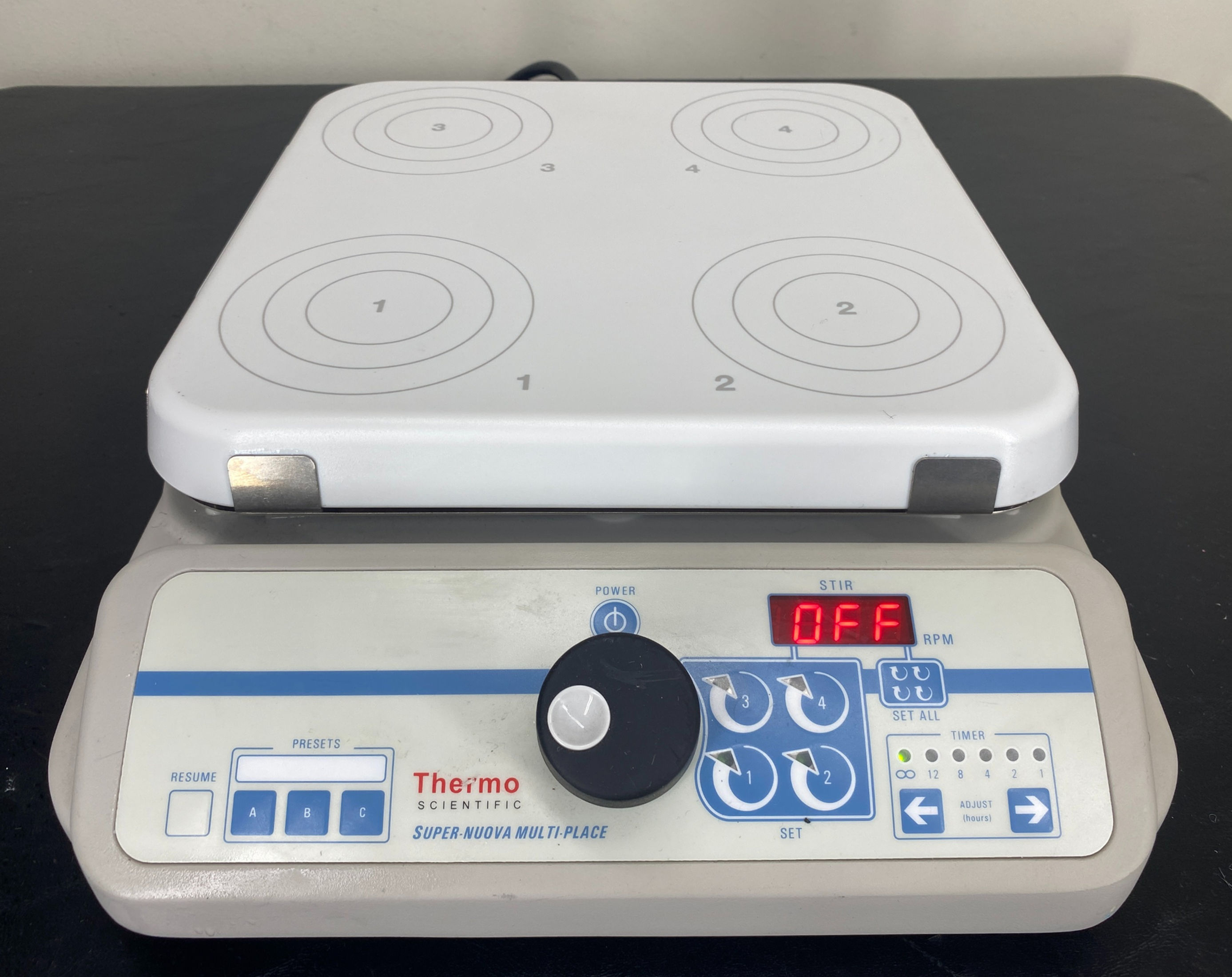 Thermo Scientific Super-Nuova Multi-Place Stirrer 10"x10" S136035