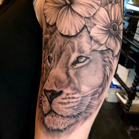 Realistic lion tattoo Gene Ramirez - Jacksonville Tattoo Artist