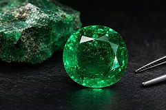 cut-emerald (1).jpeg