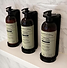 Línea premium de recargas para dispensadores de shampoo, acondicionador y gel de ducha