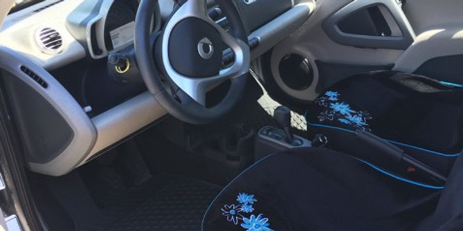 smart car interior.jpg