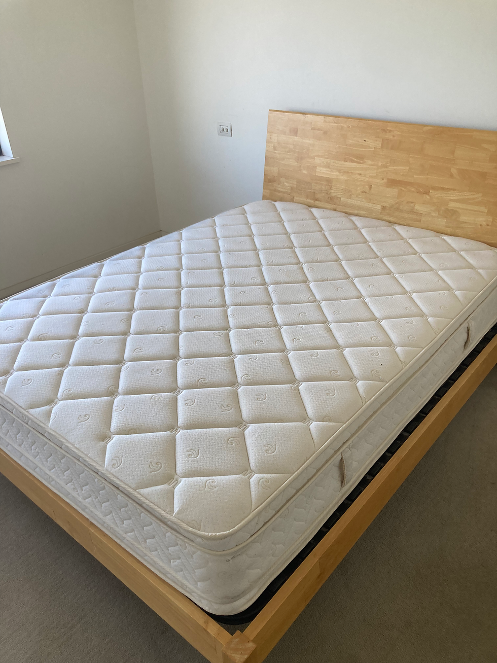 queen mattress removal port macquarie