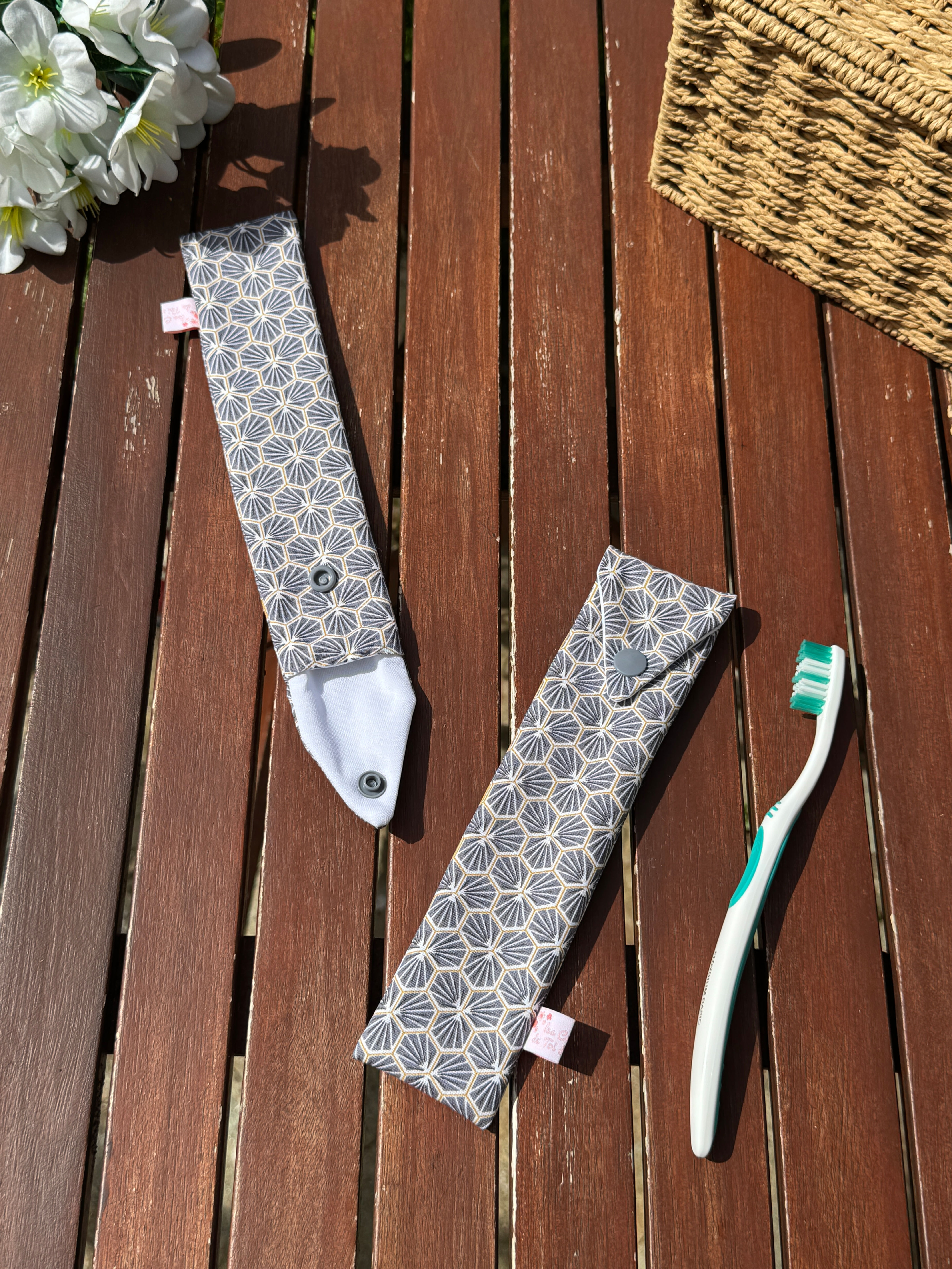Etui à Brosse à Dents en tissu imperméable - ORIGAMI GRIS (#1077 #1078)