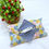 Miniature : Housse à Mouchoirs en Papier - Origami multicolore et bleu