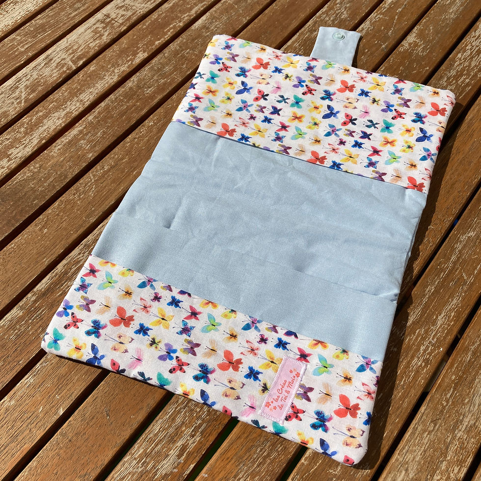 Miniature : Protège Carnet de Santé - PAPILLONS BLEUS - rabats avec fermeture pression