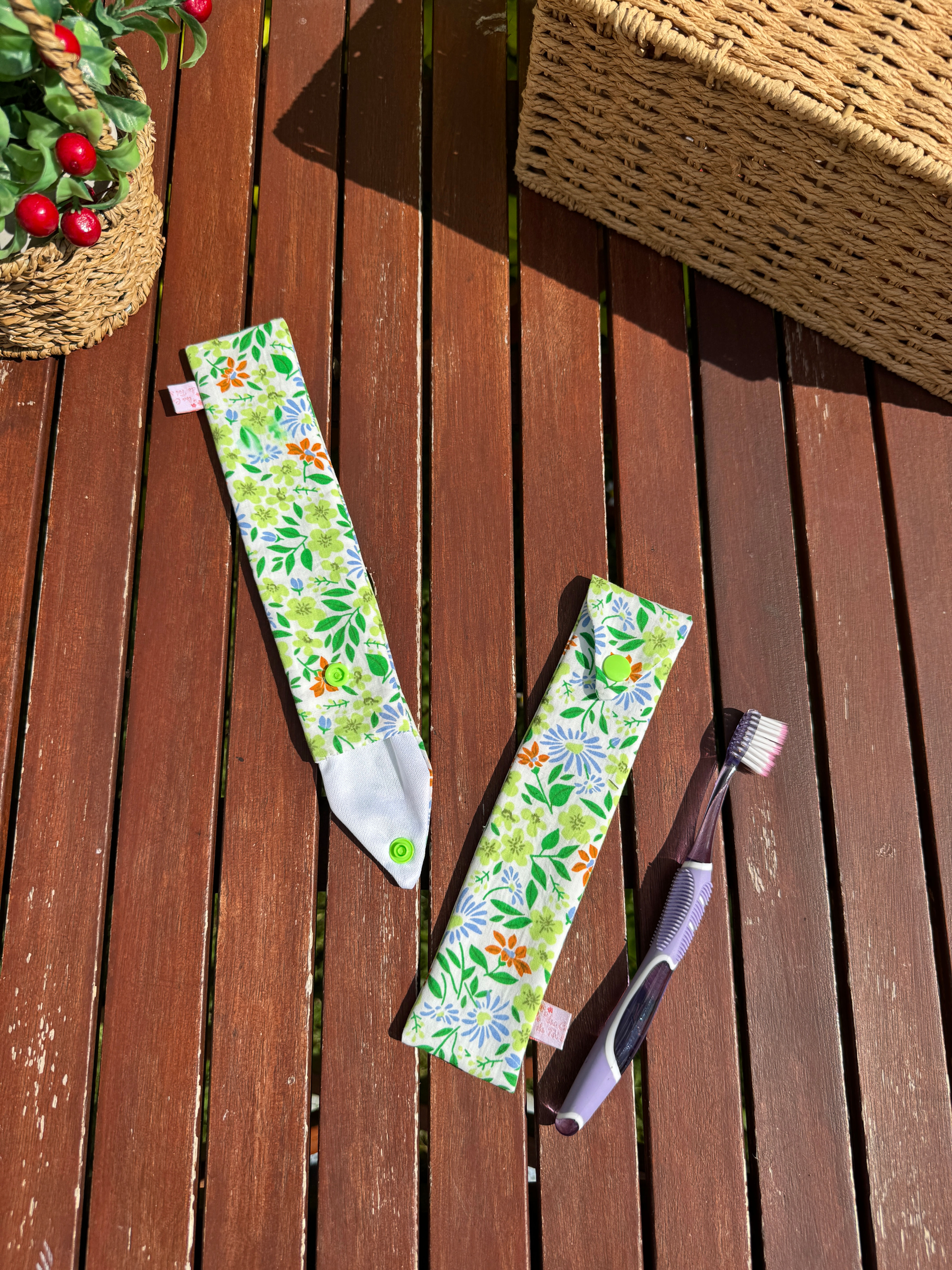 Etui à Brosse à Dents en tissu imperméable - FLEURS VERTES (#1155#1156#1157#1158