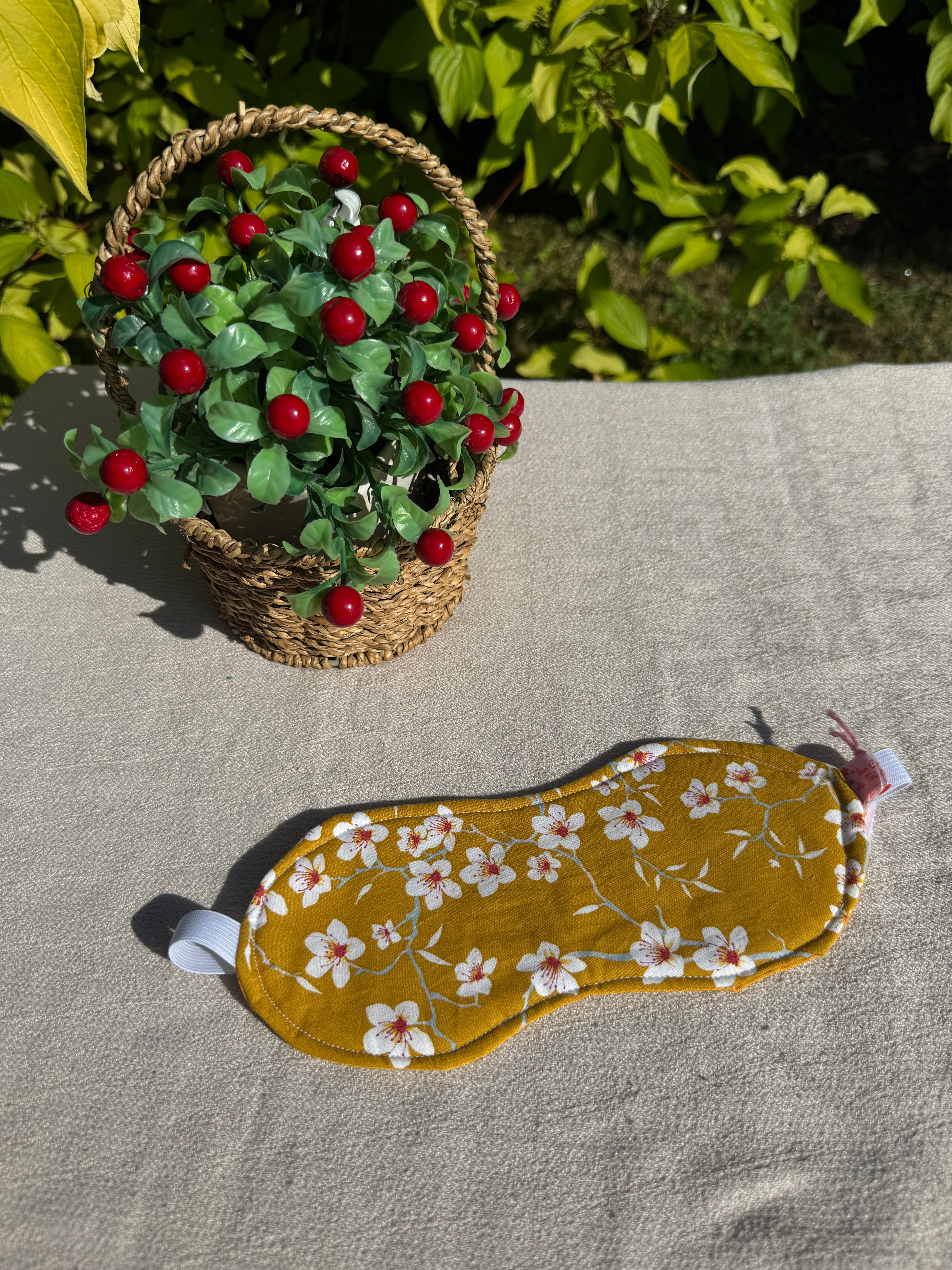 Masque de Nuit FLEURS AMANDIER CURRY et arrière CURRY (#757)