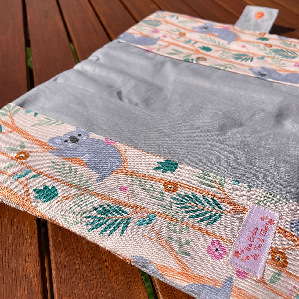 Miniature : Protège Carnet de Santé - KOALA GRIS - rabat avec pression