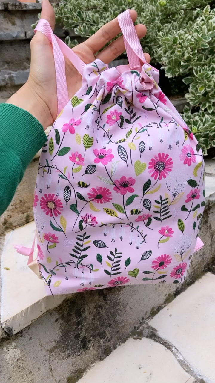 Miniature : Sac à Dos - FLEURS IRIS avec uni ROSE et ruban ROSE