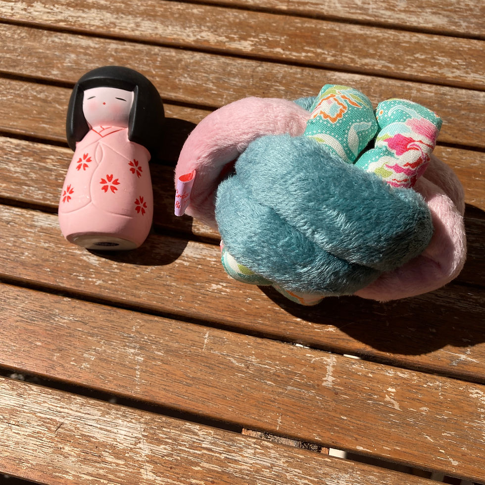 Miniature : Balle de Préhension - NOEUD DOUBLE - FLORAL pastel rose celadon avec grelot (#53