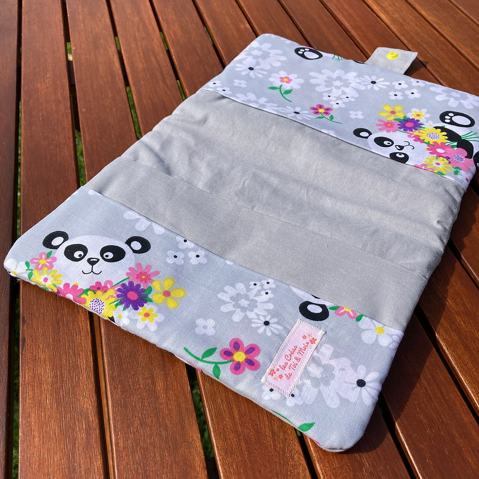 Miniature : Protège Carnet de Santé - PANDA FLEUR GRIS - rabat avec pression