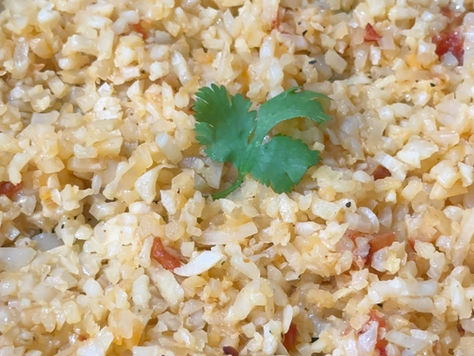 Easy Mexican Cauliflower Rice (Quick & Low-Carb)