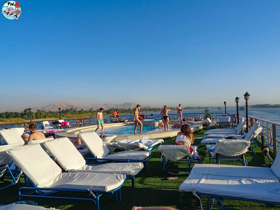 Piscina en el Crucero del Nilo | Un Pin en el Mapa