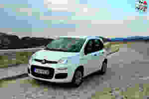 Coche en Meteora | Un Pin en el Mapa