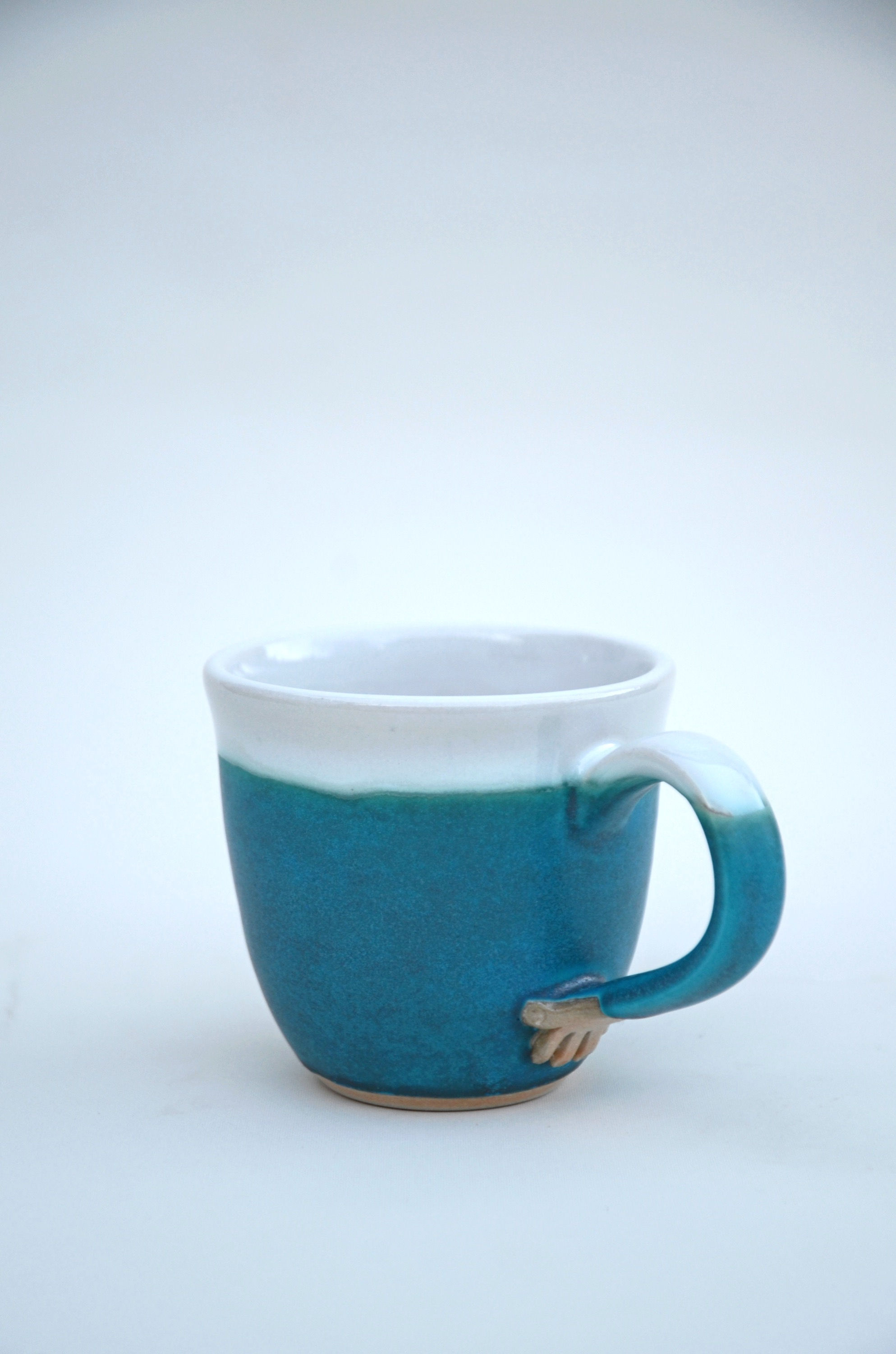 Small espresso/cortado coffee cup. Hand handle. Children's Cup.