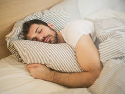 9 autosuggestions pour améliorer ton sommeil