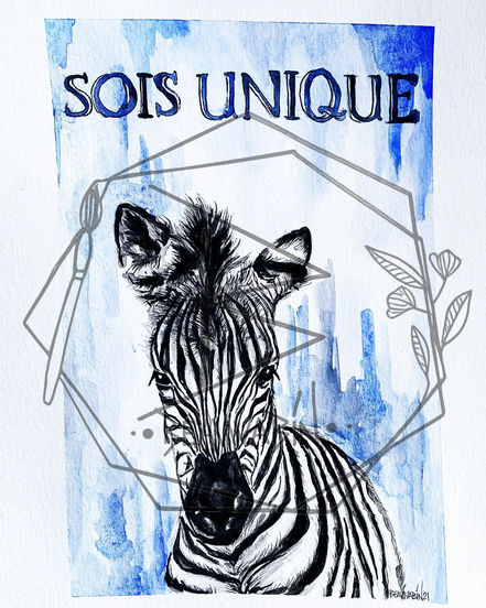 Aquarelle d’un zèbre avec le texte « SOIS UNIQUE » sur fond abstrait bleu.