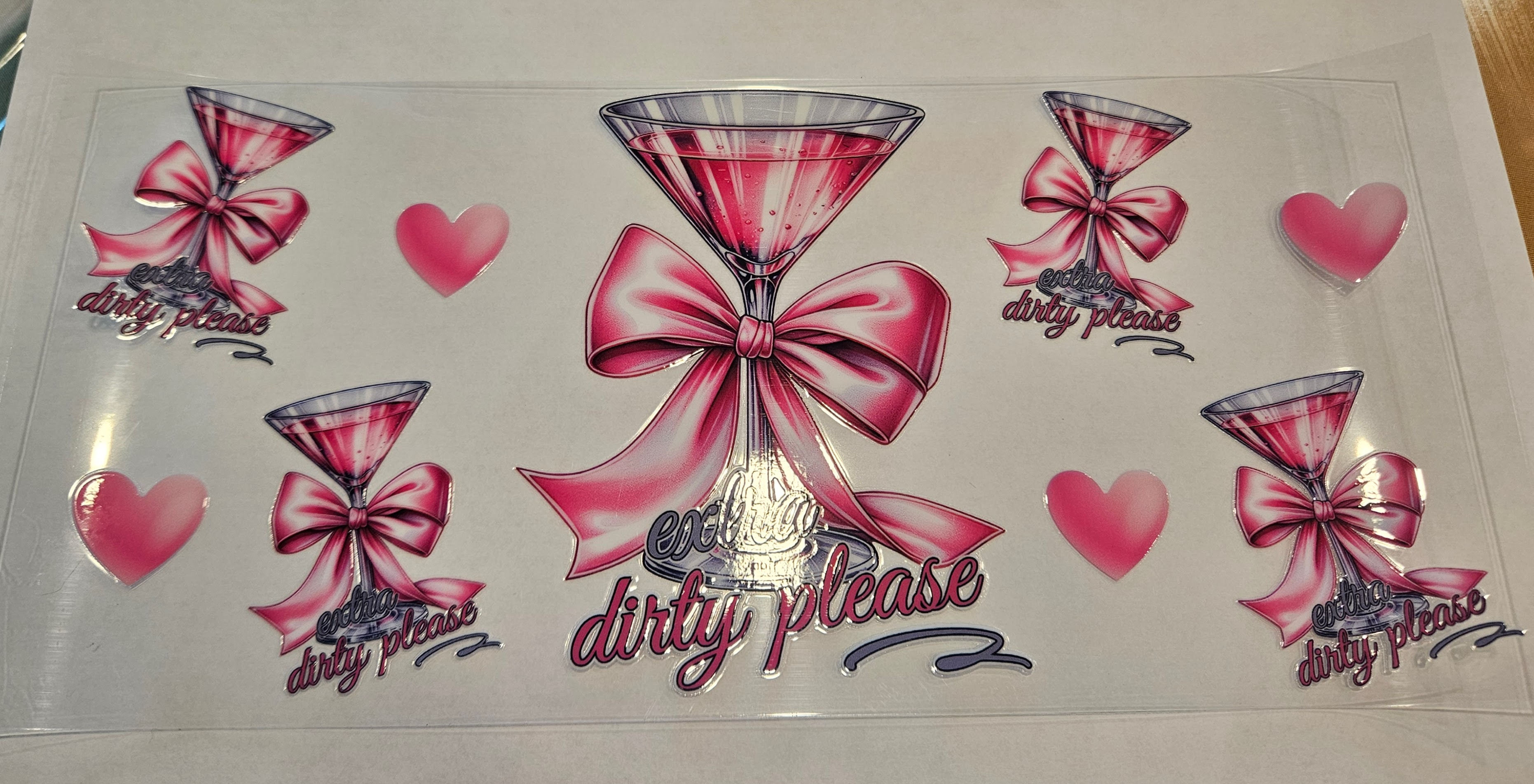 Aesthetic/Icons - dirty martini, pink bows