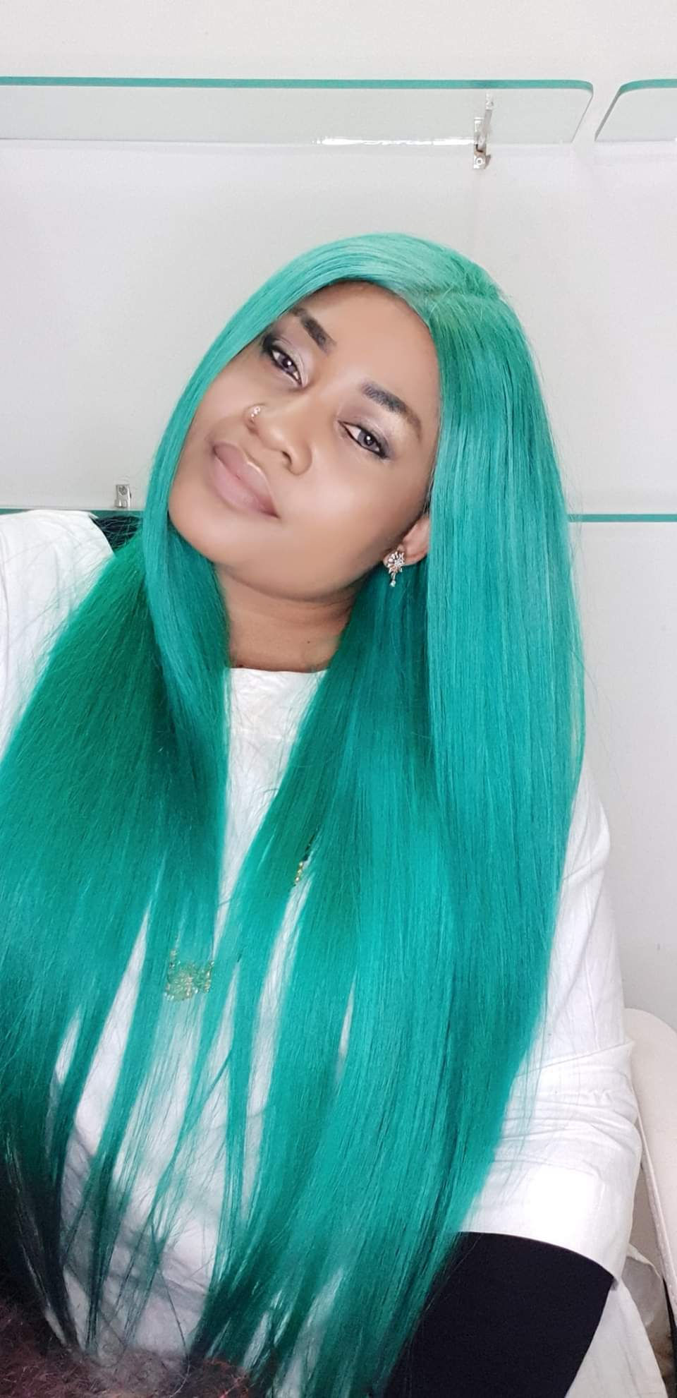 Miniature : Front lace wig coloured  (perruques colorée)