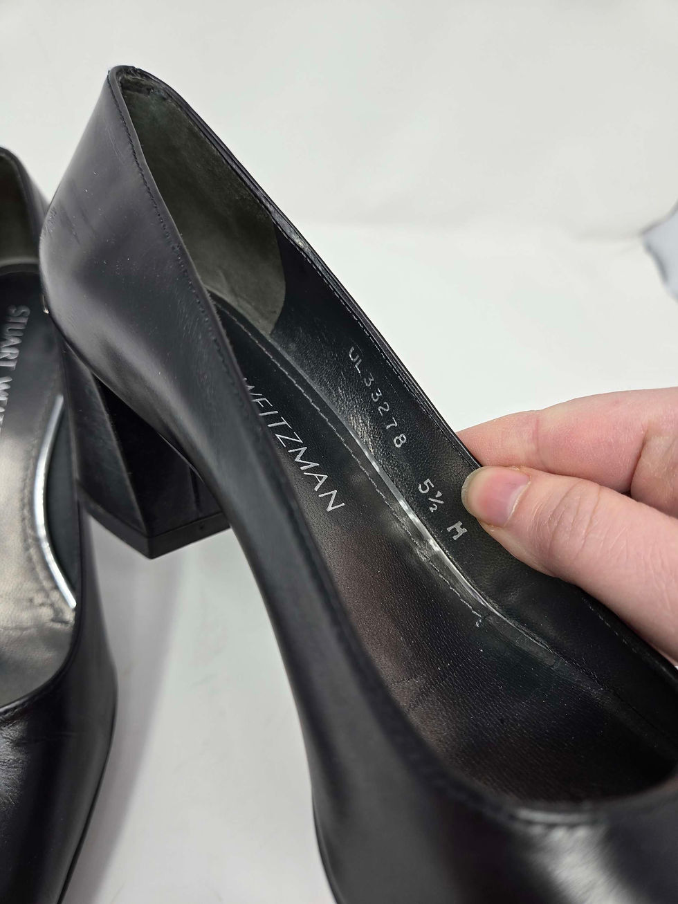 Thumbnail: Stuart Weitzman Black Leather Pump Size 5 1/2