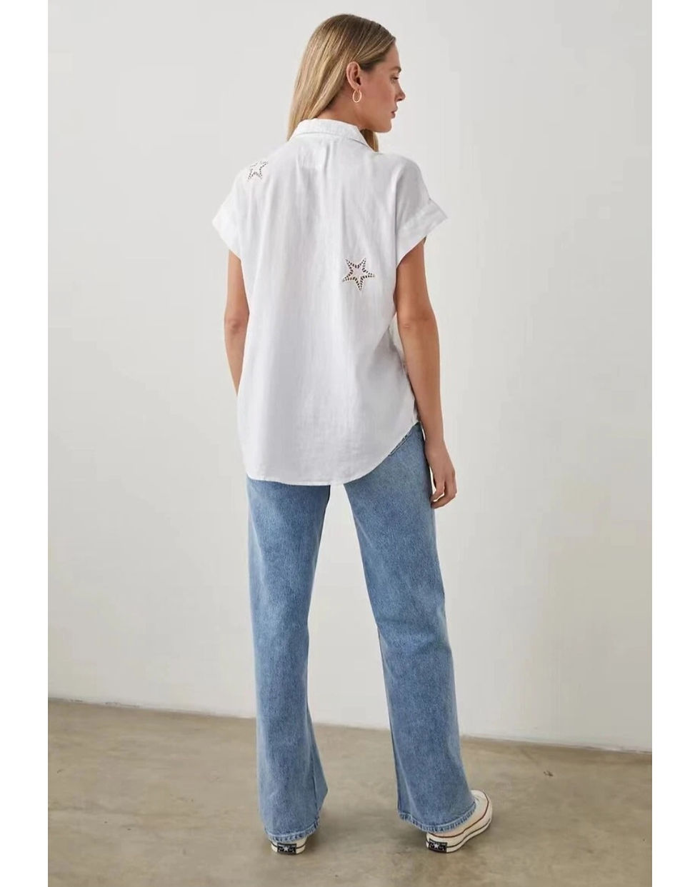 Thumbnail: Rails Eyelet Star Short Sleeve Shirt Size Small 