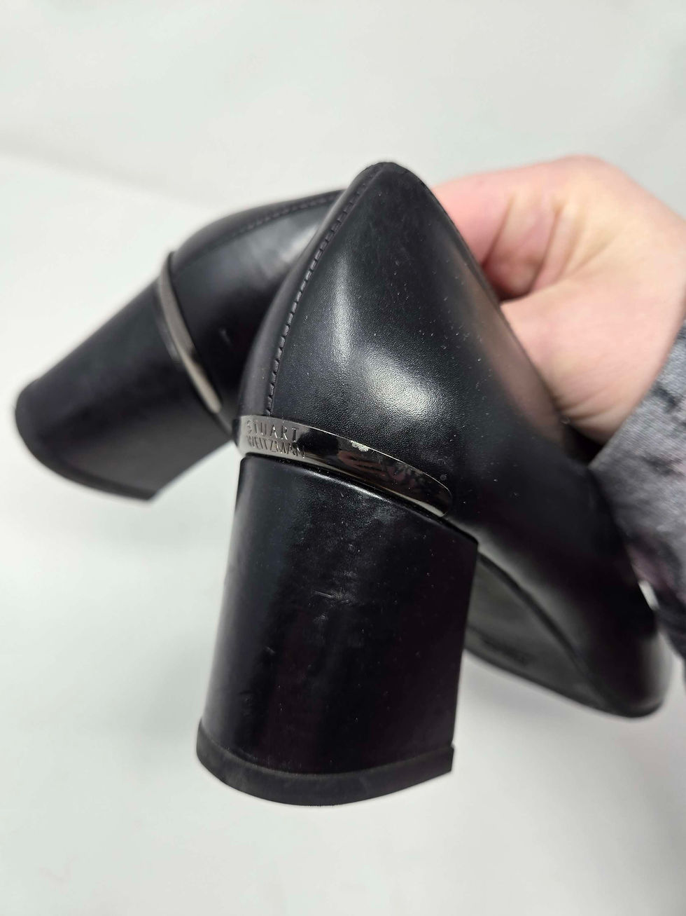 Thumbnail: Stuart Weitzman Black Leather Pump Size 5 1/2