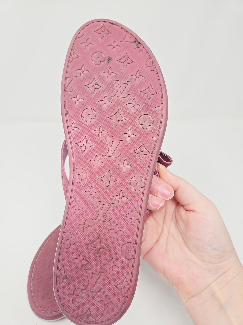 Thumbnail: Louis Vuitton Ipanema Rose Sandals 38 1/2