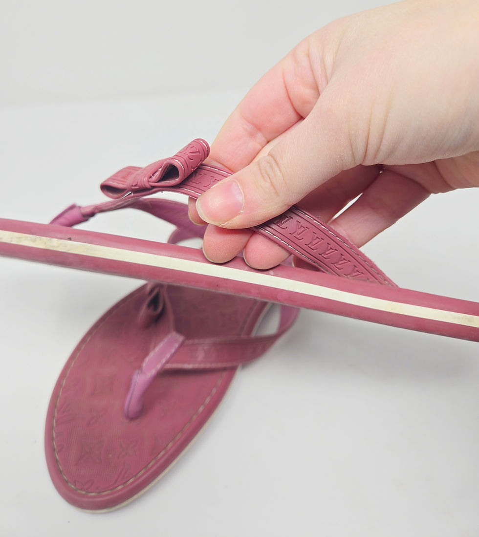 Thumbnail: Louis Vuitton Ipanema Rose Sandals 38 1/2