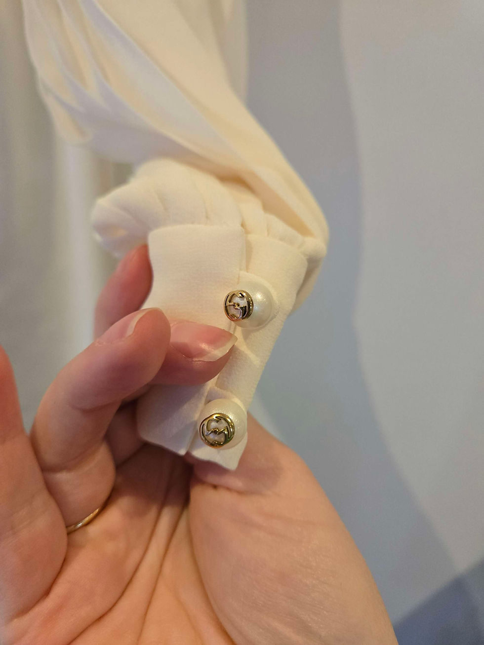 Thumbnail: Gucci Pleated Sleeve Pearl Button Dress Size XS