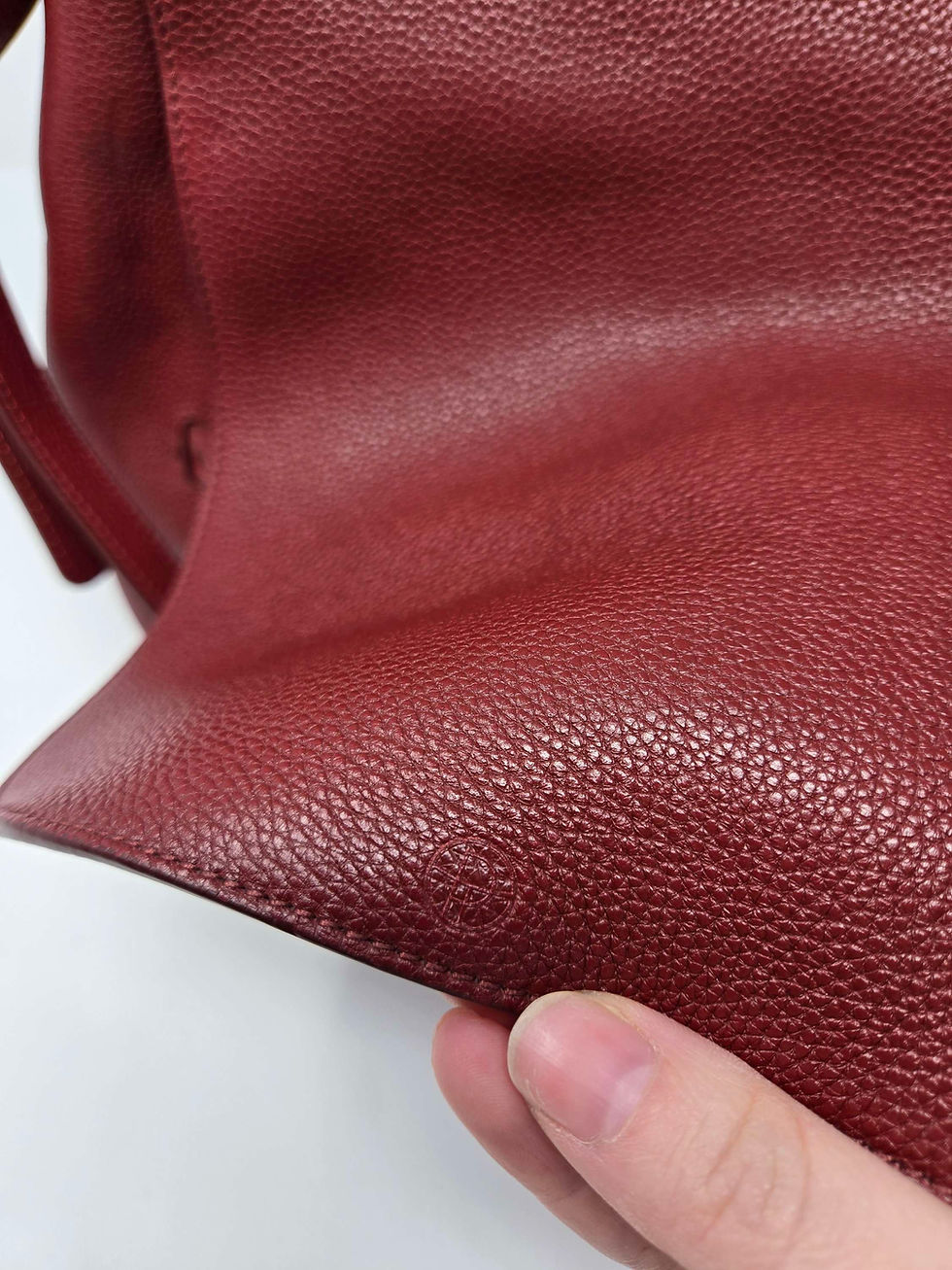 Thumbnail: The Row Sideby Maroon Leather Crossbody Bag 