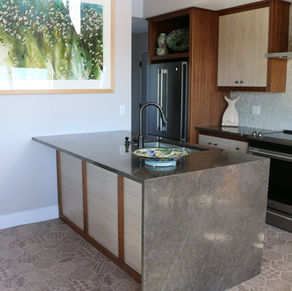 The Tuxedo Kitchen 