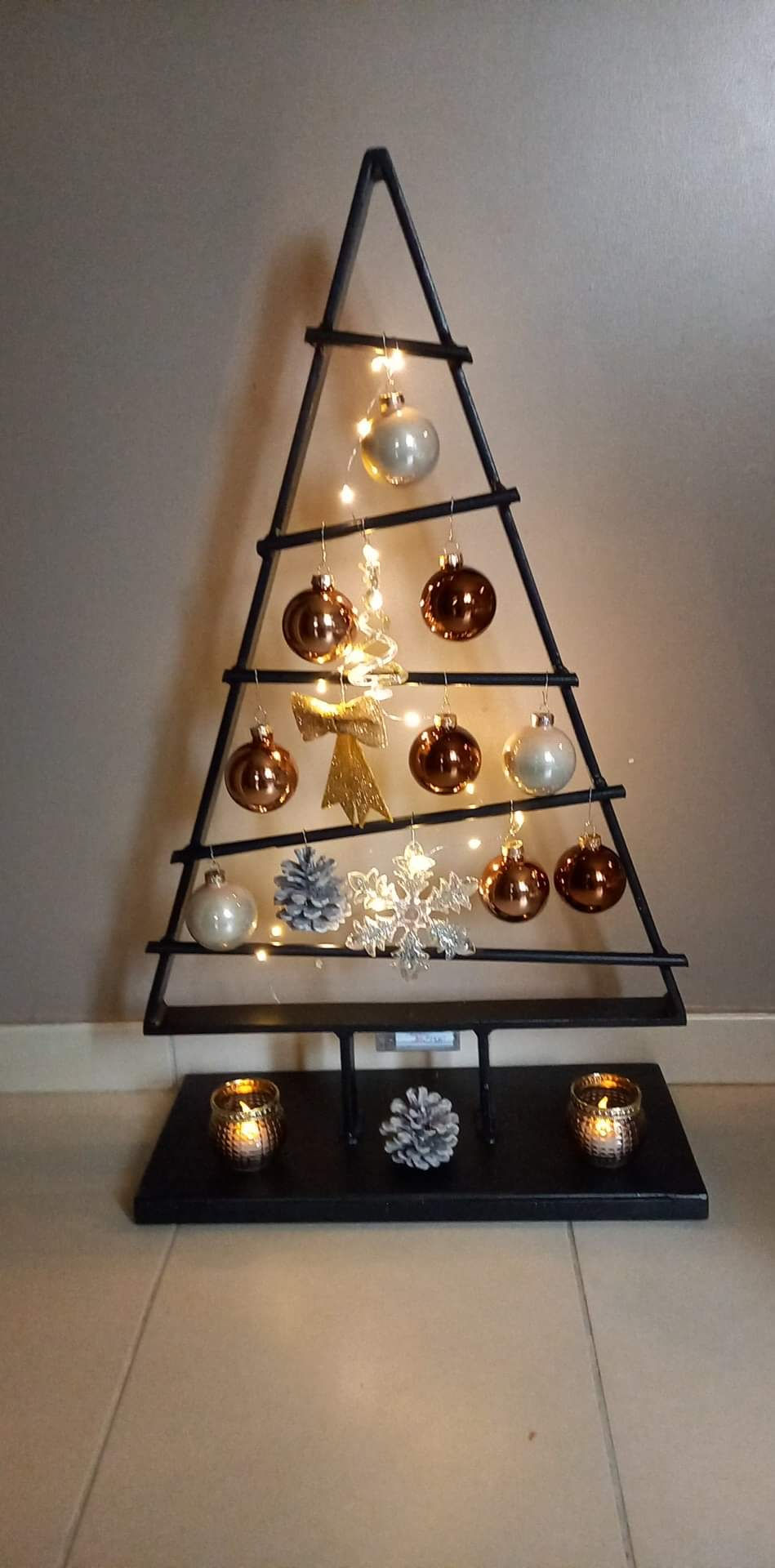 Sapin de Noël en acier style industriel