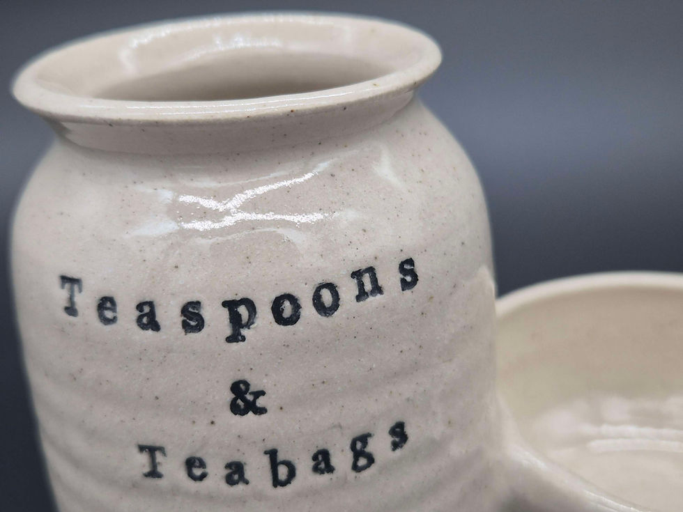Thumbnail: Teaspoon and teabag pot in natural