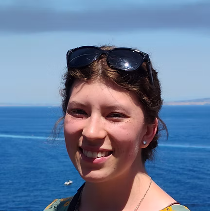Writer: Ianua Robertson
