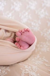 Geposeerde newbornfotografie voor gezinnen uit Utrecht, De Bilt en Bilthoven.