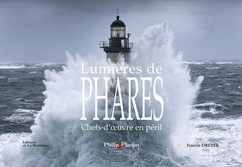 lumières de phares philip plisson.jpeg