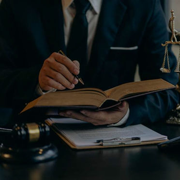 - Enquête - 
- Harcèlement psychologique
- Enquête sur le lieu de travail
- Harcèlement moral
- Évaluation des plaintes
- Enquêteur spécialisé -Enquête interne
- Santé mentale au travail -Conflits au travail
- Rapport d'enquête
- Mesures disciplinaires
- Prévention du harcèlement