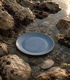 aquilovaletabletopkendalschutt.jpg