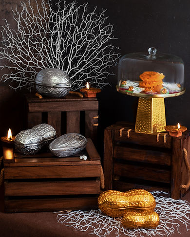 luxury-serveware-cake-stand-nut-bowls