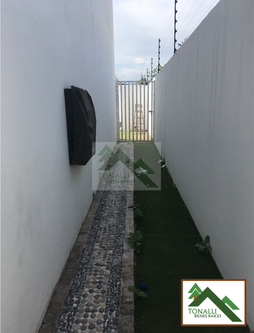 Miniatura: Casa en Venta, Tres Cantos Residencial, Qro.