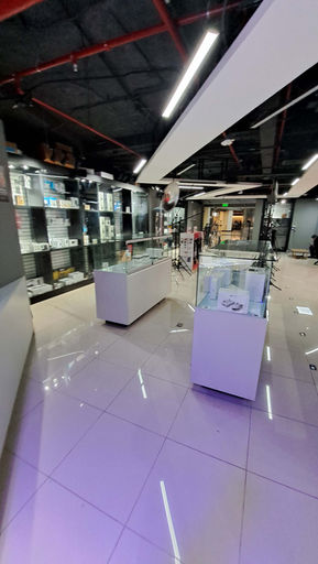 Remodelación de espacios, mobiliario, almacenaje y exhibición.