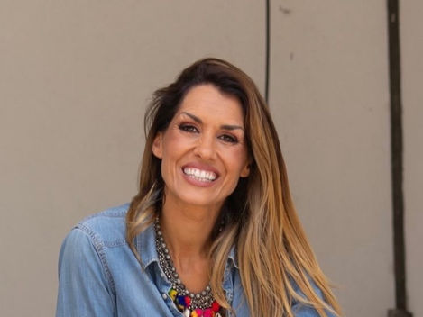JOANA TELES ANUNCIA GRAVIDEZ NUM DIA ESPECIAL...