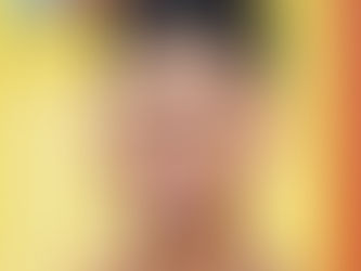 André Lopes mostra namorada em direto