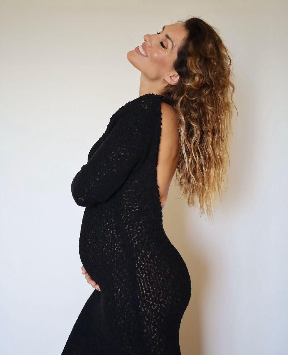 JOANA TELES ANUNCIA GRAVIDEZ NUM DIA ESPECIAL...