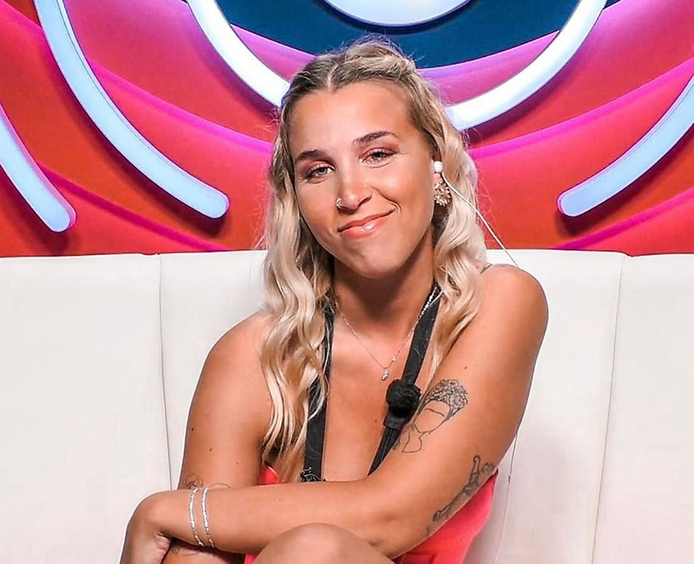 PAI DE RENATA ANDRADE FALA E ADMITE "FOI UM CHOQUE"