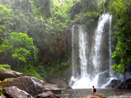 phnom_kulen_waterfall4.jpg