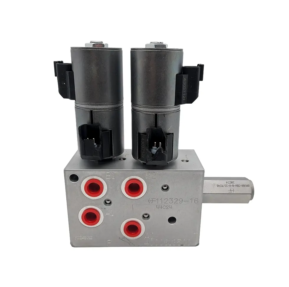 Vue complète sur fond blanc du bloc hydraulique de direction Hydraforce HF112329-16 pour nacelles de chantier