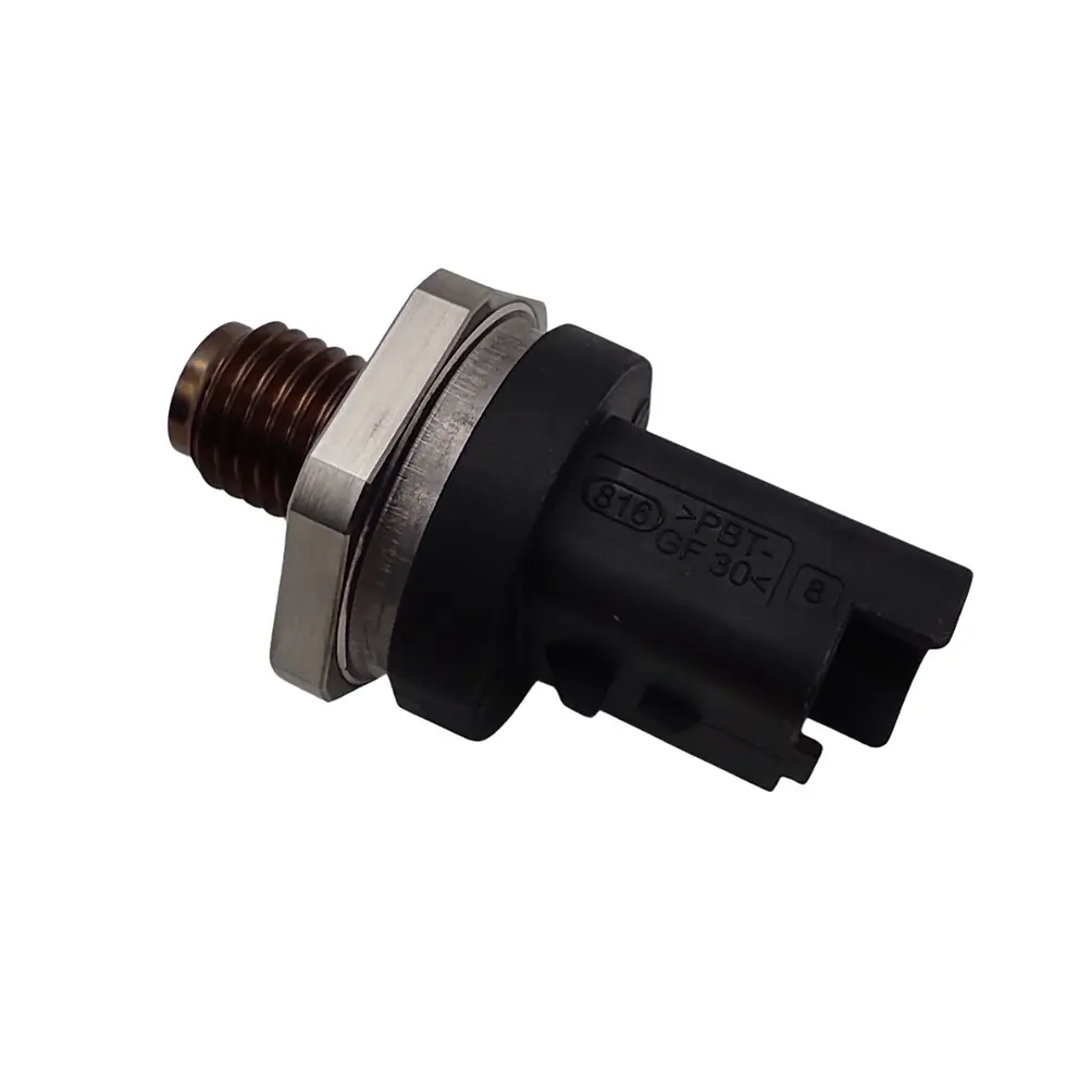 Capteur de pression de carburant SIDAT 81.042A2 Multimarques sur fond blanc